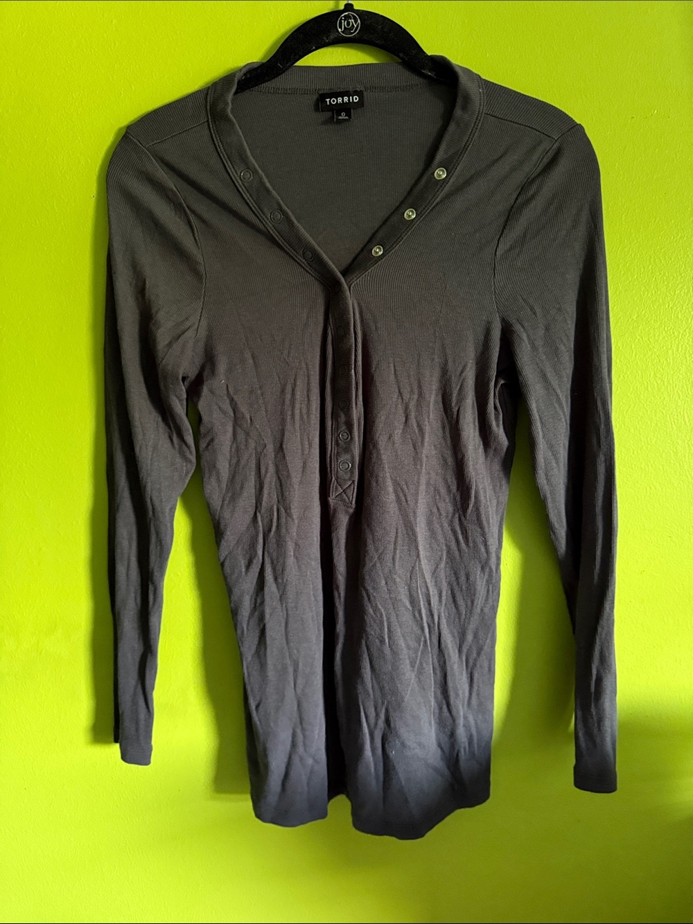 Torrid Dark Gray Ribbed Button Long Sleeve Stretch Henley Top Shirt Size 0